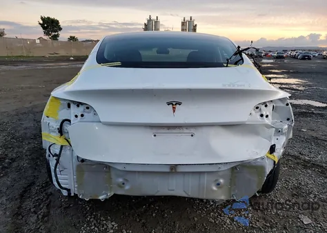 2023 Tesla Model 3 из США, поврежденный, VIN 5YJ3E1EAXPF396651